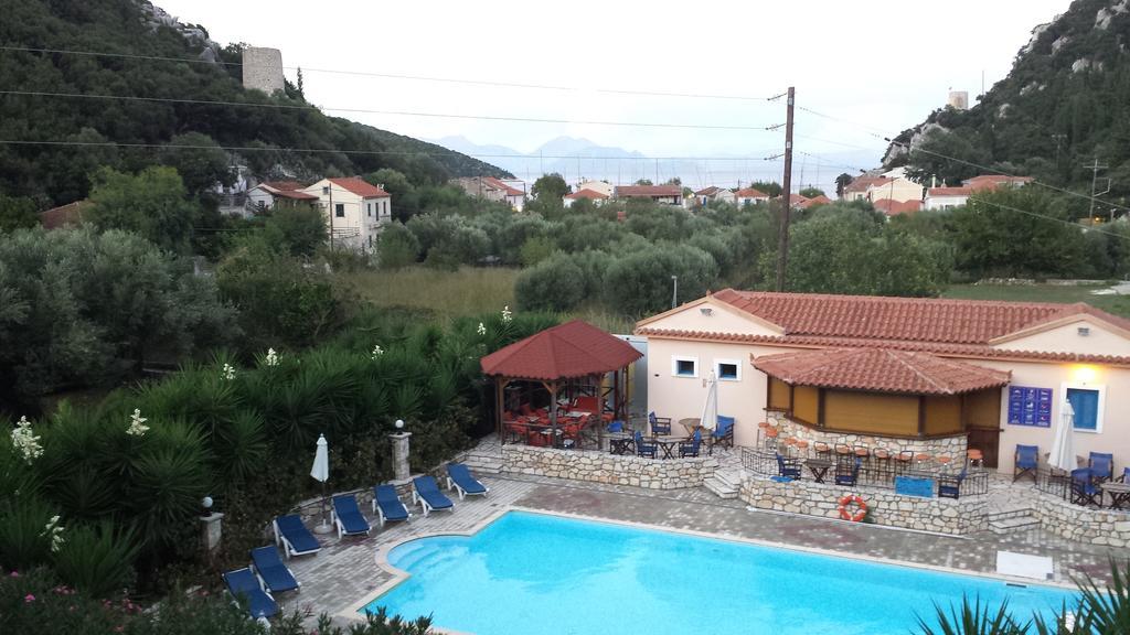 Hotel Nostos Frikes 外观 照片