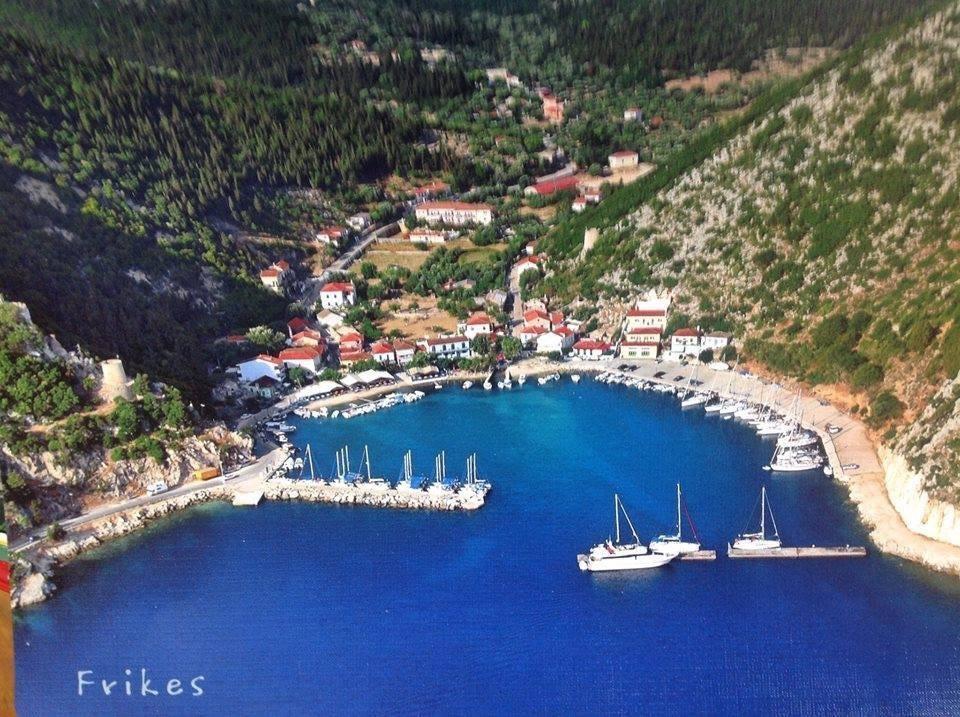 Hotel Nostos Frikes 外观 照片
