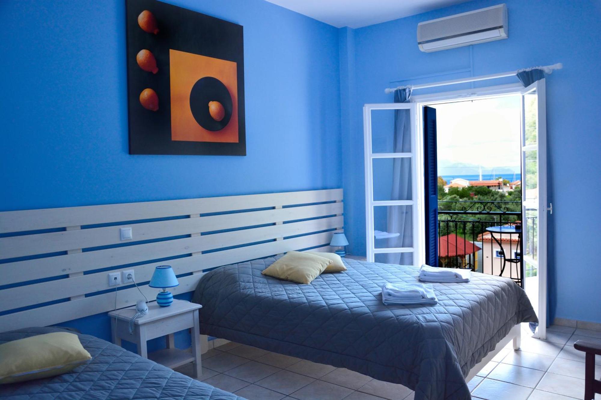 Hotel Nostos Frikes 外观 照片
