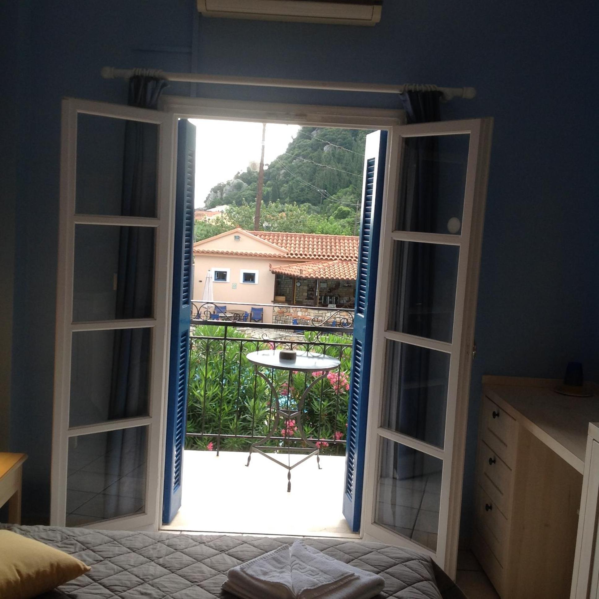 Hotel Nostos Frikes 客房 照片