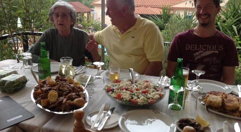 Hotel Nostos Frikes 外观 照片