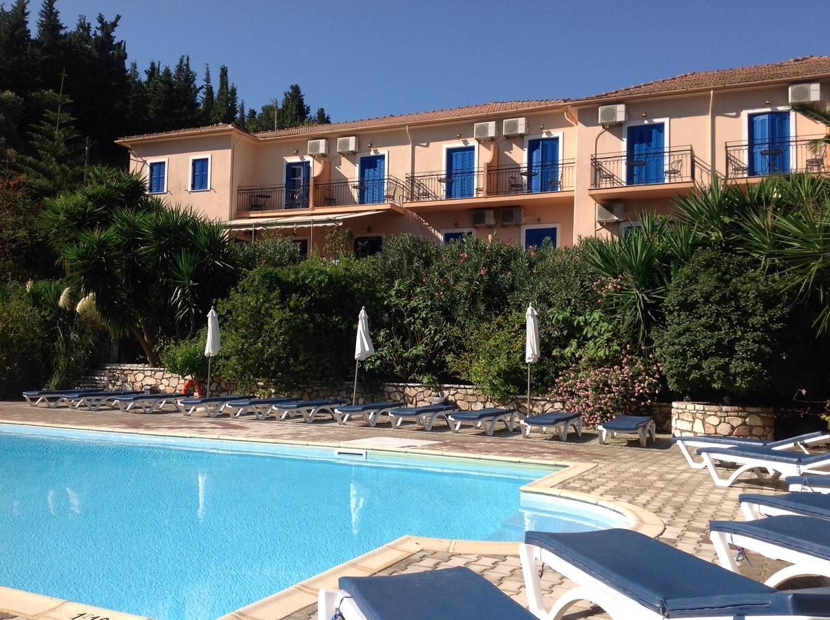 Hotel Nostos Frikes 外观 照片